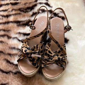 MATISSE 🌟 Leopard print, wedge platform espadrille, animal cheetah size 7 jute